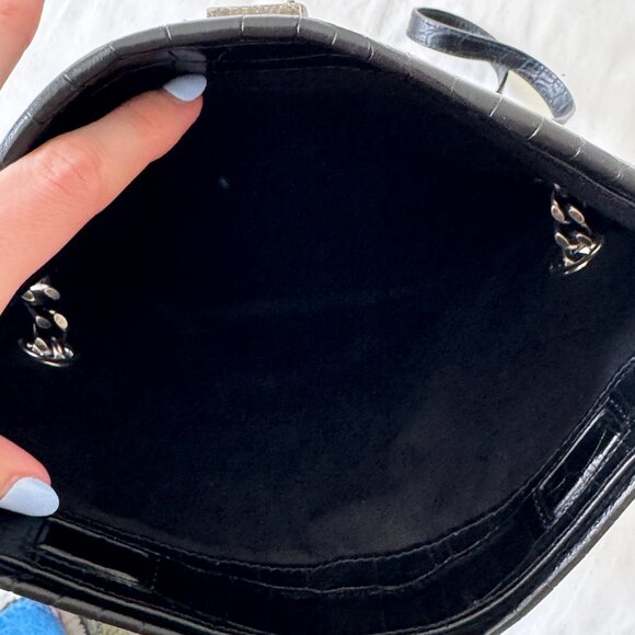 Medium YSL Crossbody Bag in Croc-Embossed Leather - Picture 2 of 6